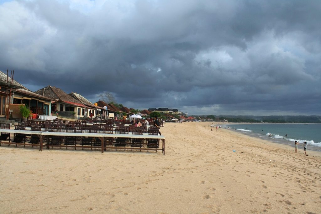 pantai, jimbaran, bali, indonesia, beach, sand, nature, sea, romantic, vacation, destination, sunset, beautiful, clouds